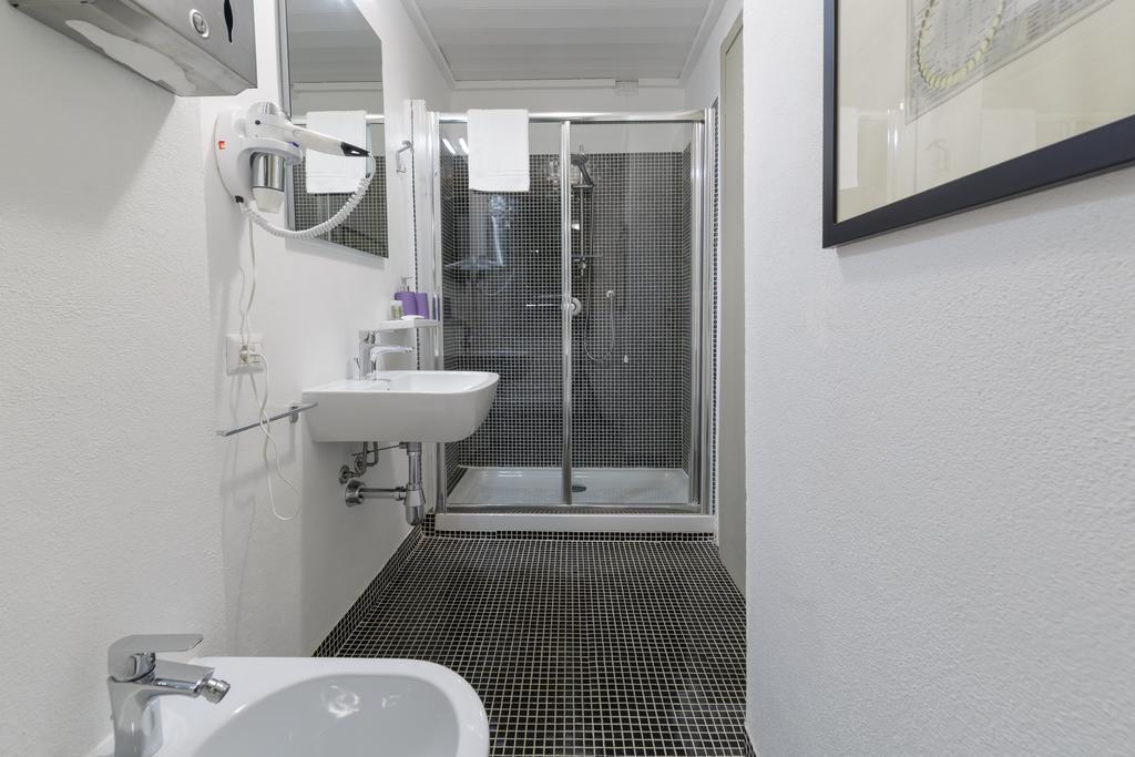 Budget Rooms Logudoro 35 Cagliari Esterno foto